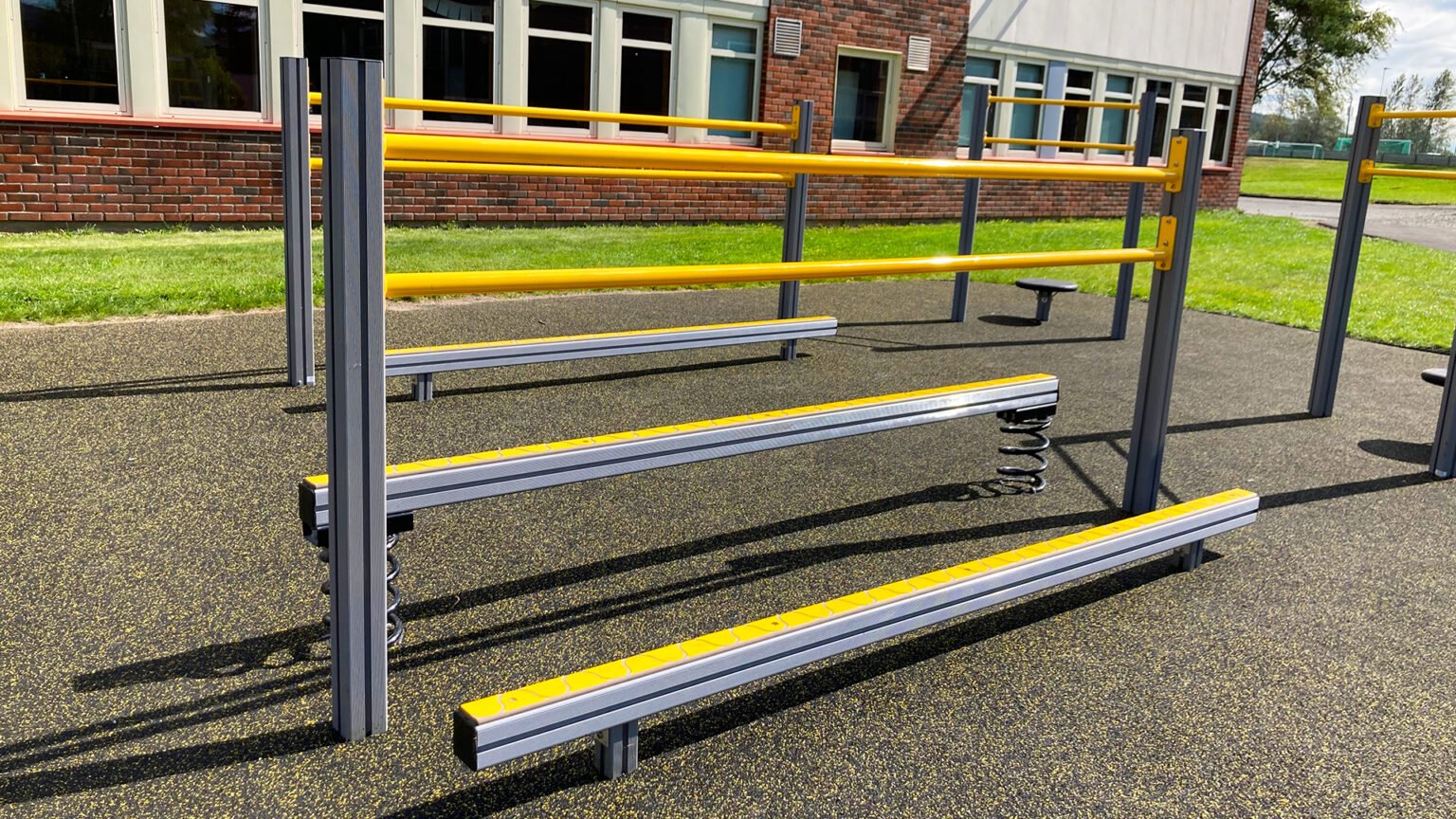 Bevegelig balansebom m/rekkverk