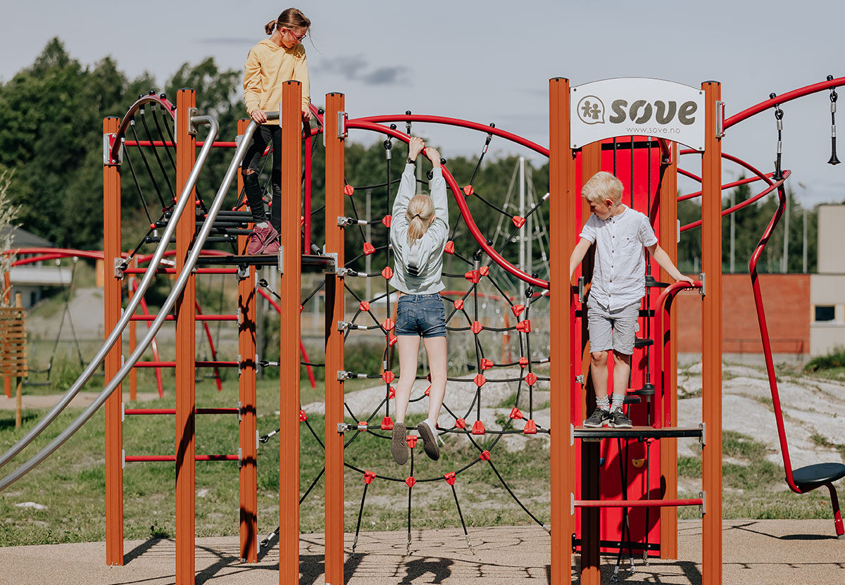 lekeapparater til skoler