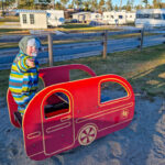 Campingvogn til lekeplassen