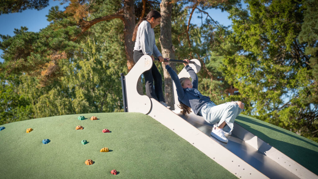 Lekeapparater til skolegård